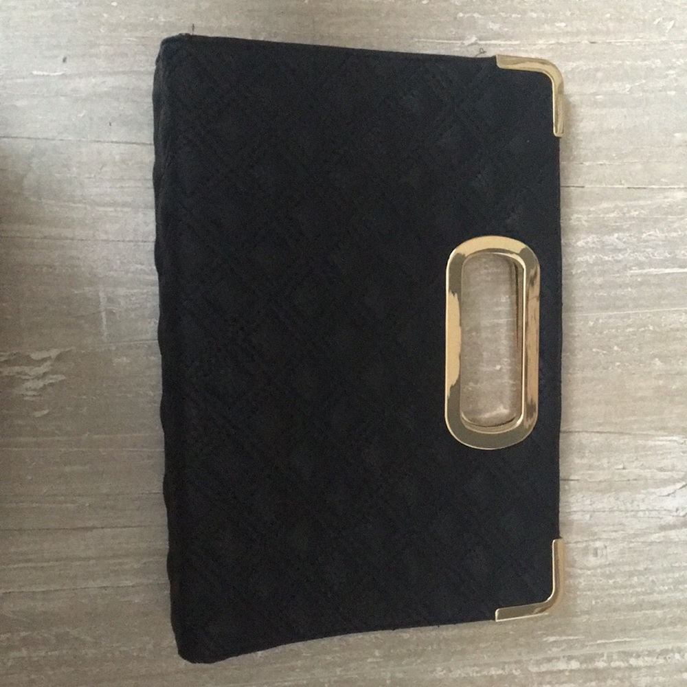 Black Clutch